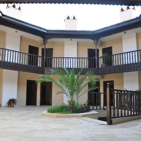 Hanzara Szálloda Akyaka