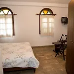 Отель Hanzara